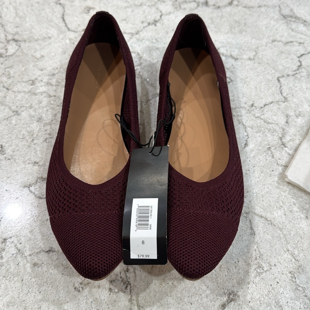 BANANA REPUBLIC Women's Burgundy Flats SIZE 8 - Picture 4 of 6